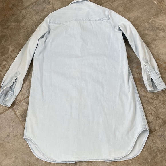 Quince Light Blue Casual Button Down Shirt - Picture 7 of 8